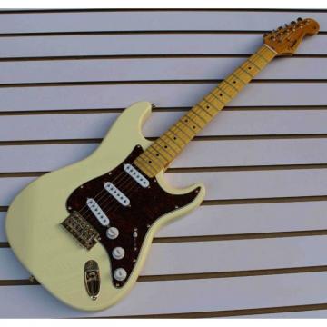 Custom American Stratocaster Vintage White Electric Guitar