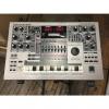 Custom Roland MC-505 GROOVEBOX music production workstation Silver
