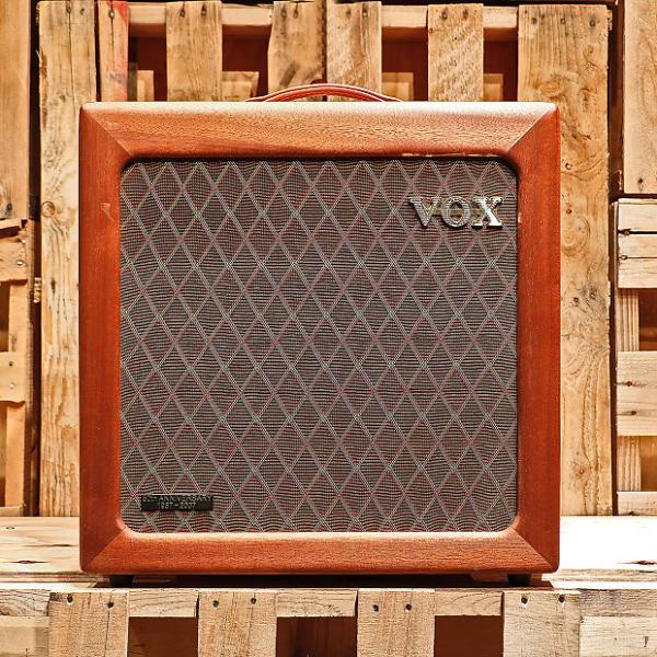 Custom Vox AC15H1TVL Limited Edition 50th Anniversary 'TV Front' Guitar Combo (468/500) 2007 Mahogany #1 image